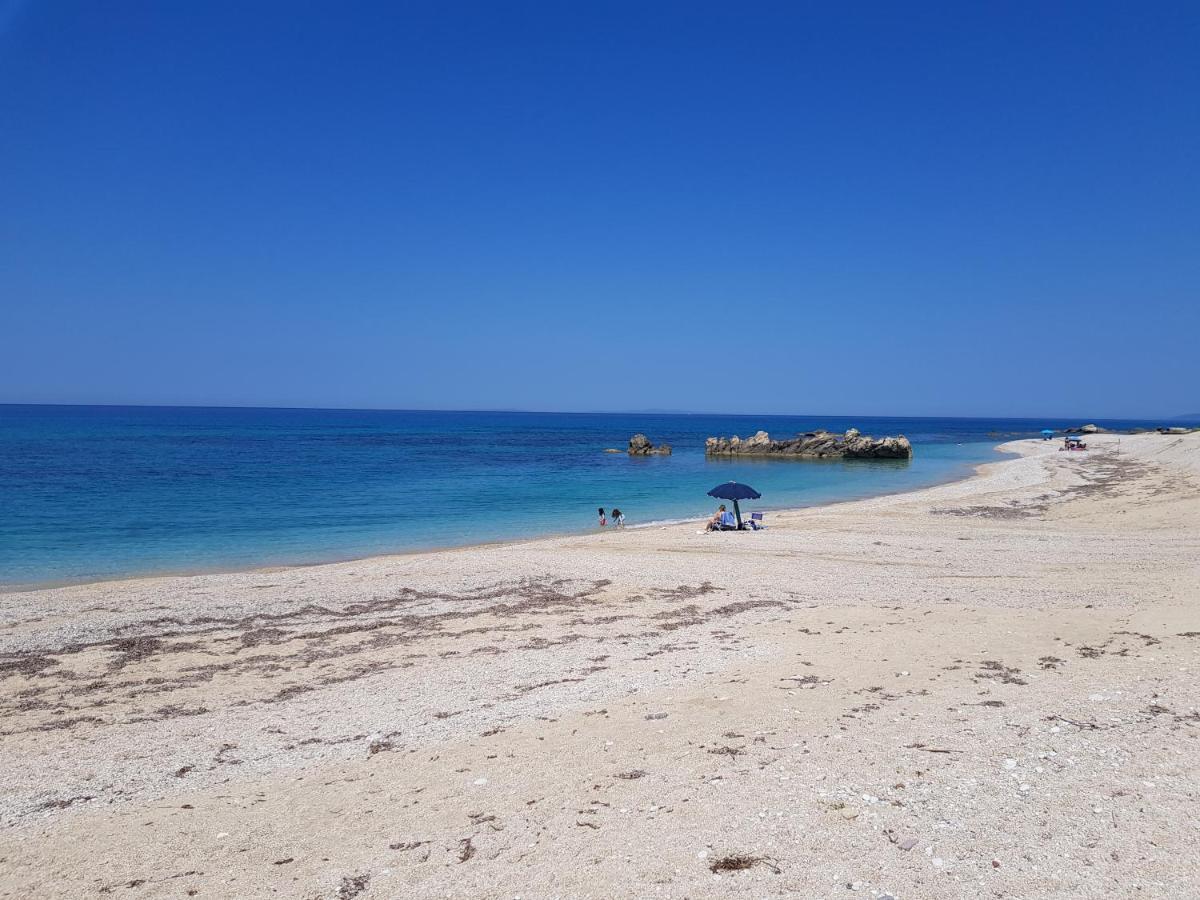 Villa Vanda Lygia  Buitenkant foto