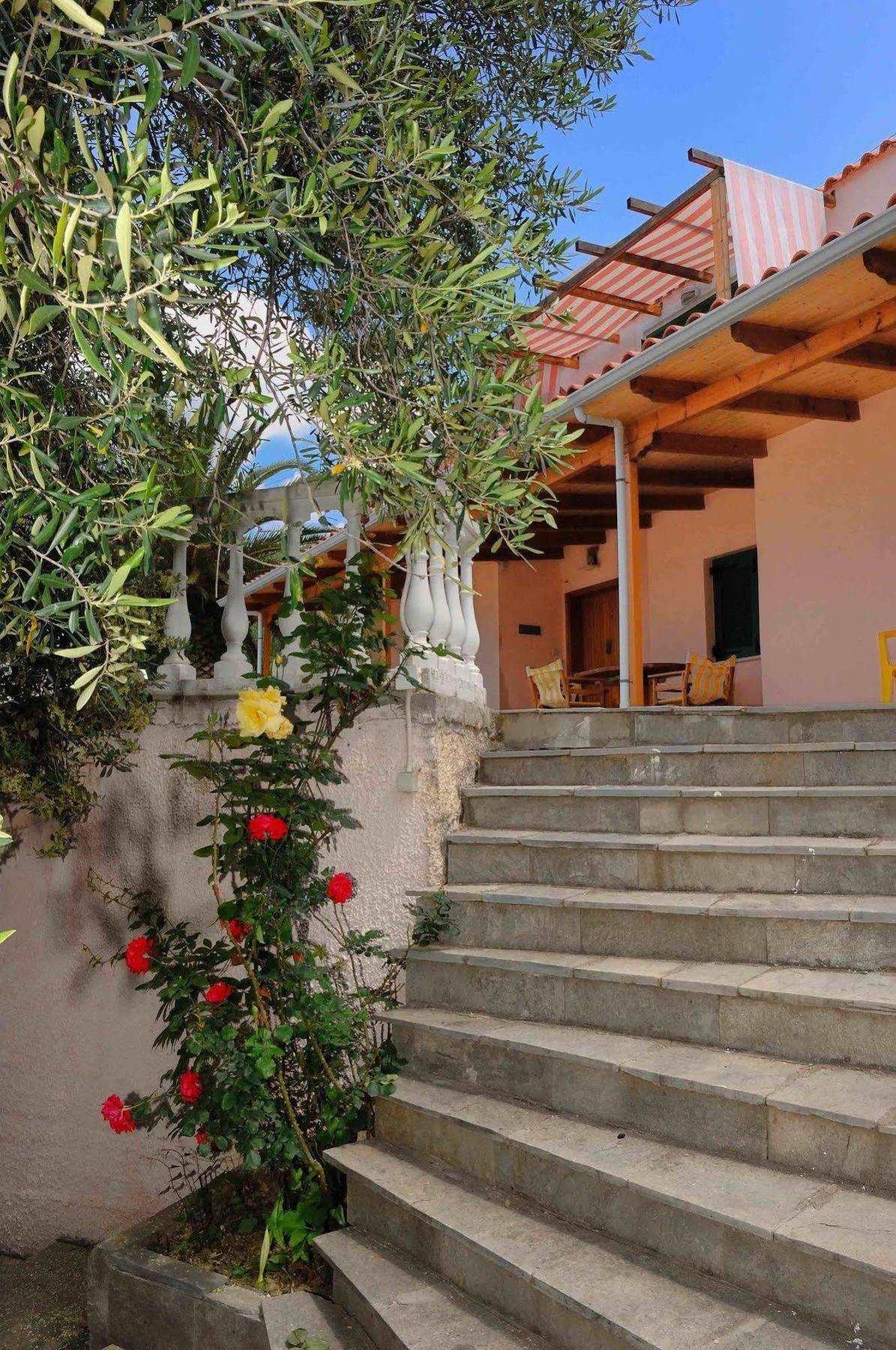Villa Vanda Lygia  Buitenkant foto